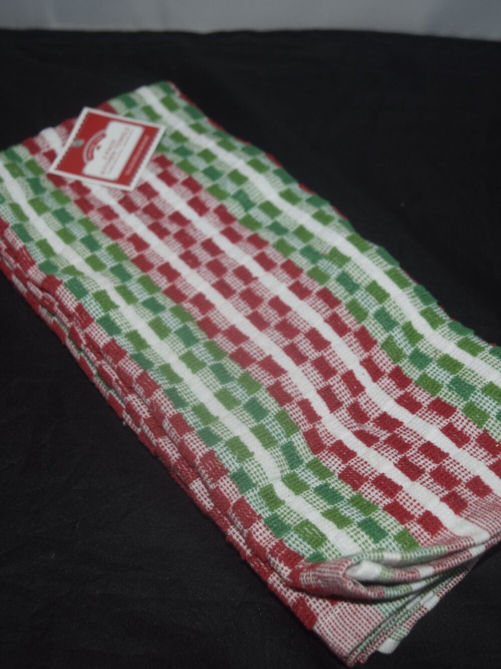 Holiday Plaid Hand Towels – Festive Red/Green Check Kitchen Decor